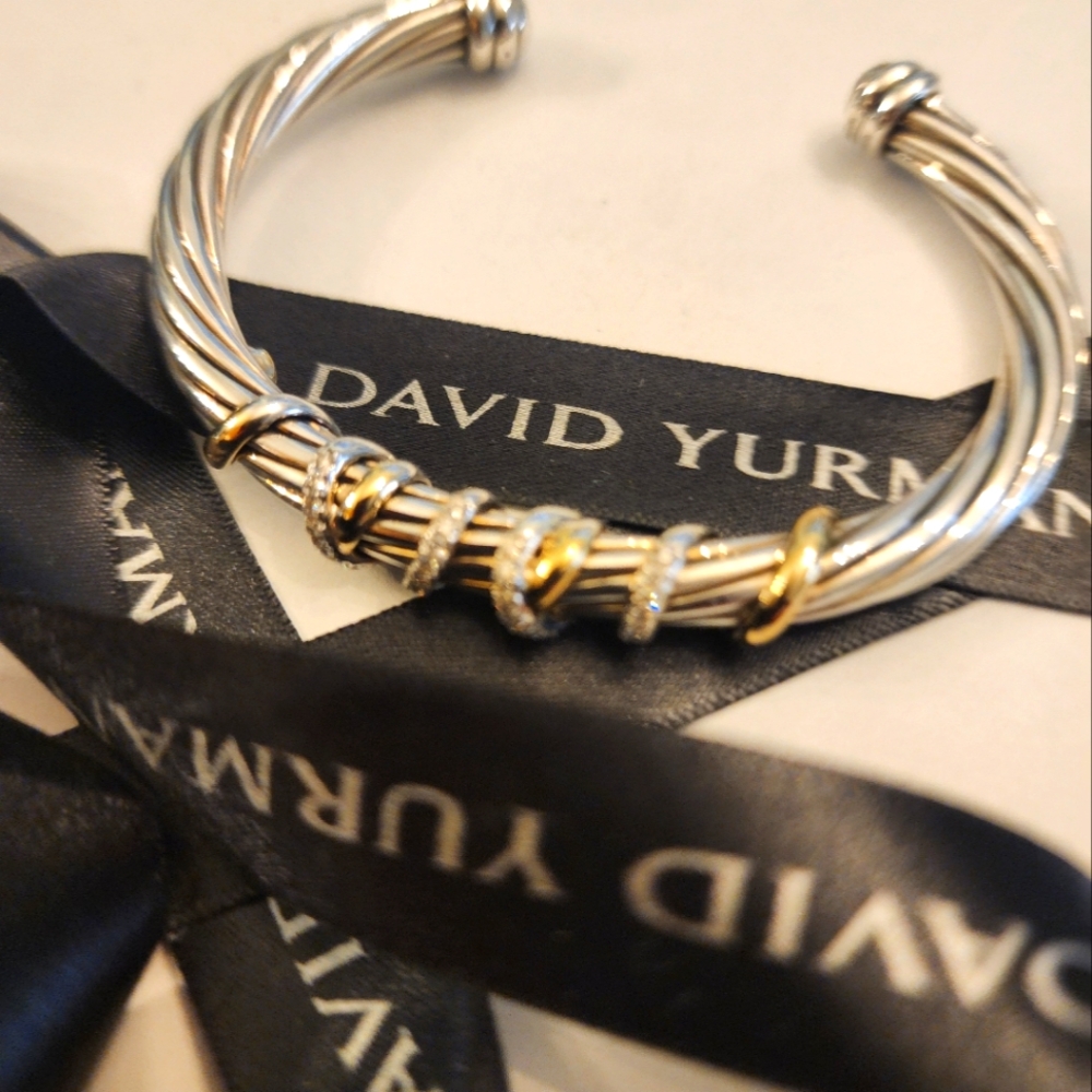David Yurman Helena Center Station Cuff - Picture 5 of 8